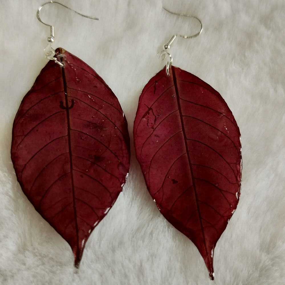 Elegant Burgundy Ponsieta Leaf Earrings